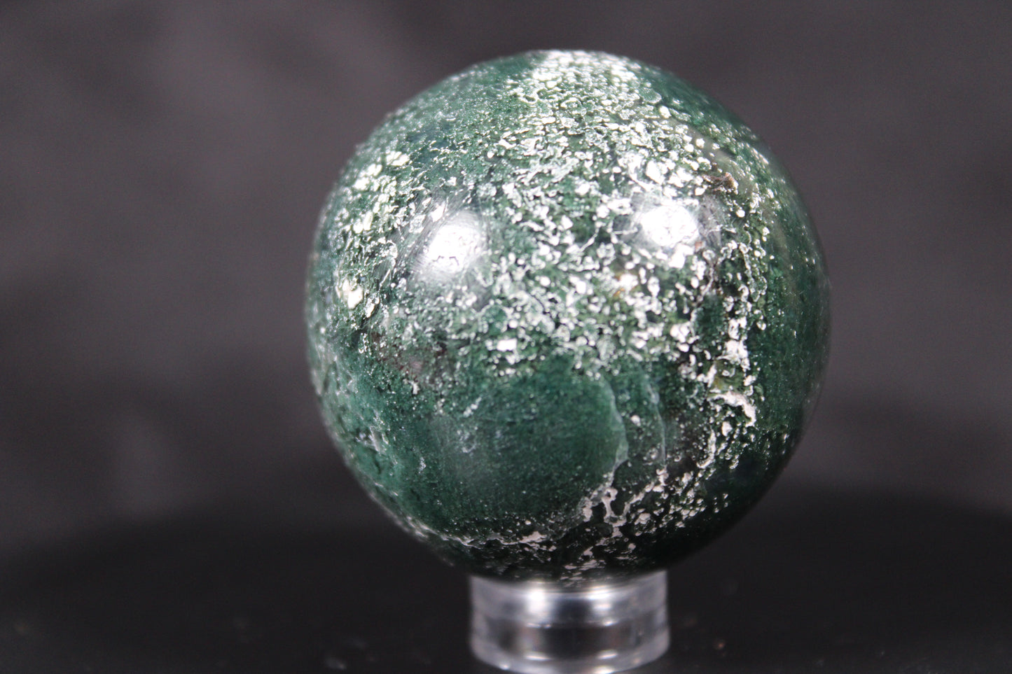 Moss Agate Sphere | D10