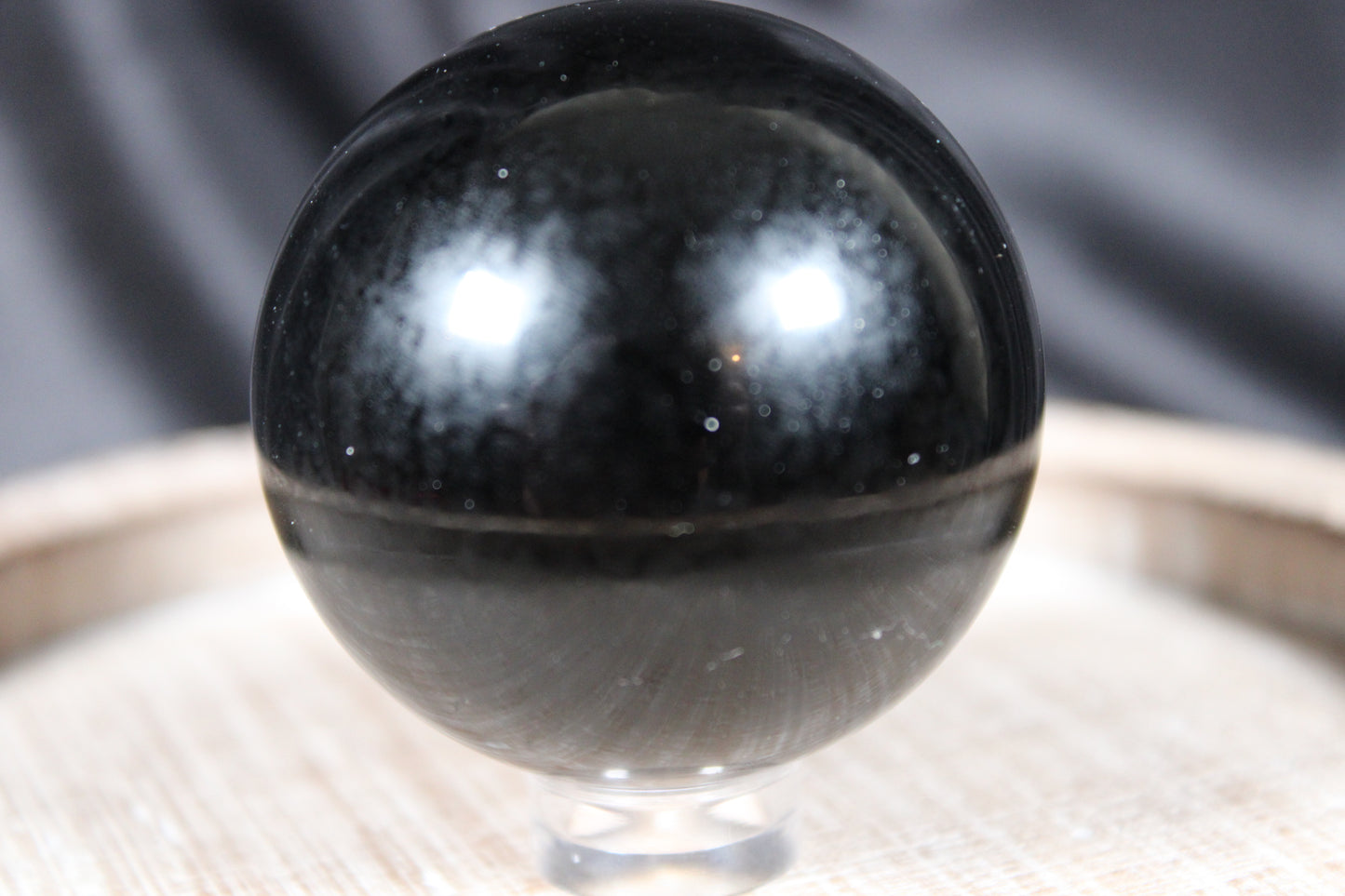 Obsidian Sphere | B16