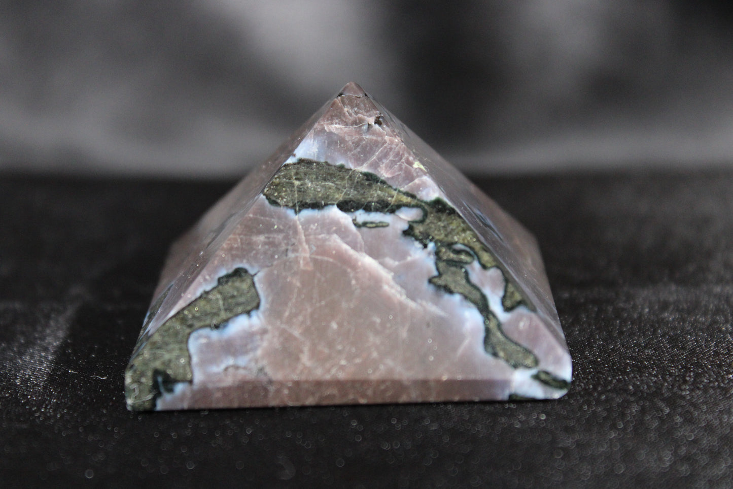 Indigo Gabbro Pyramid | A12