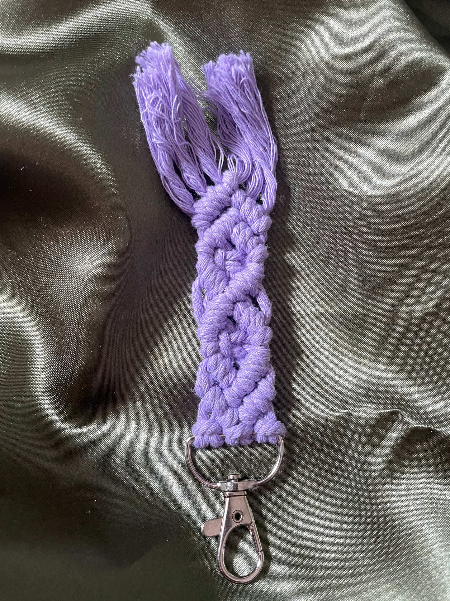 Macramé Keychain | V10