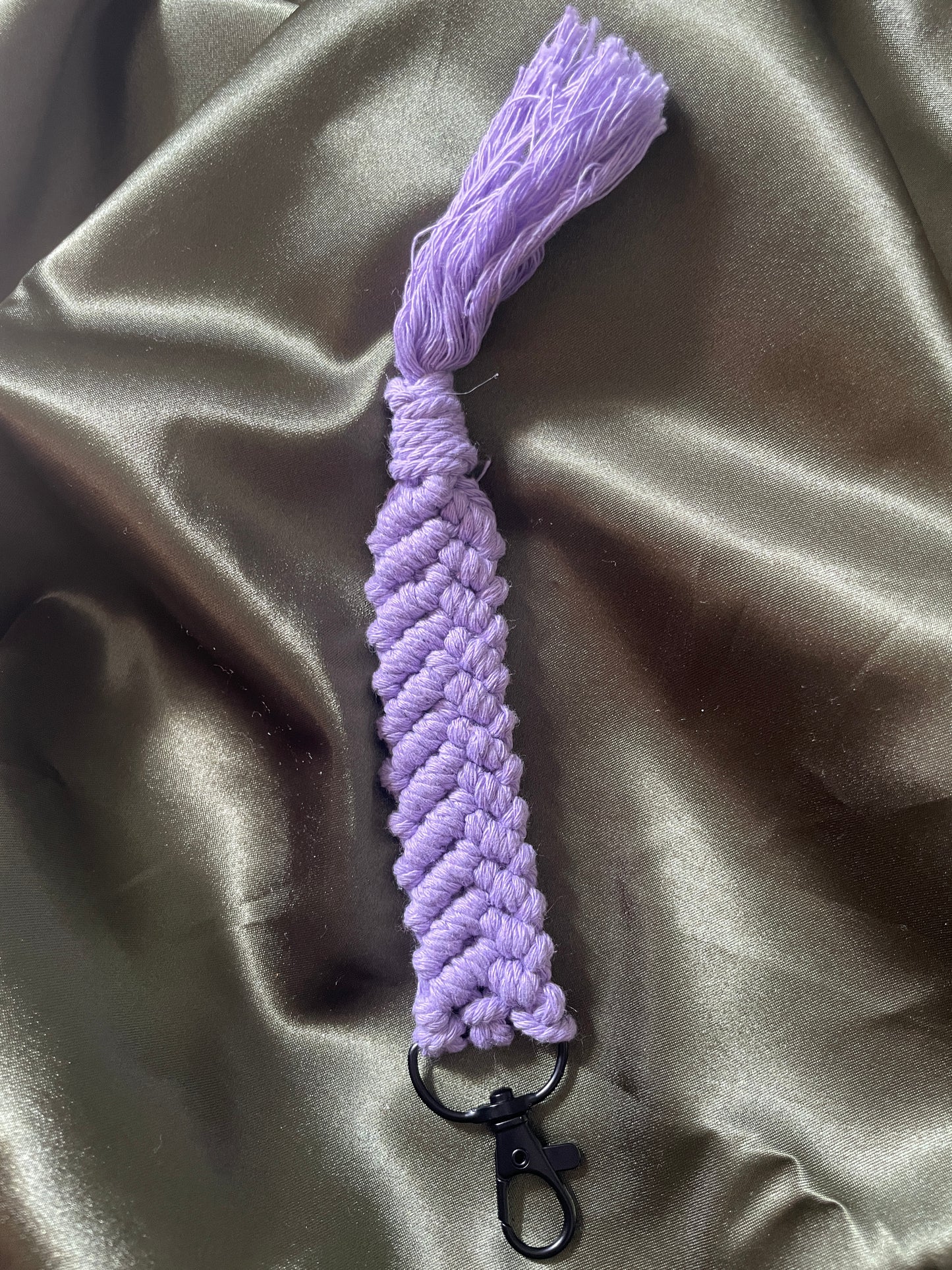 Macramé Keychain | AC10
