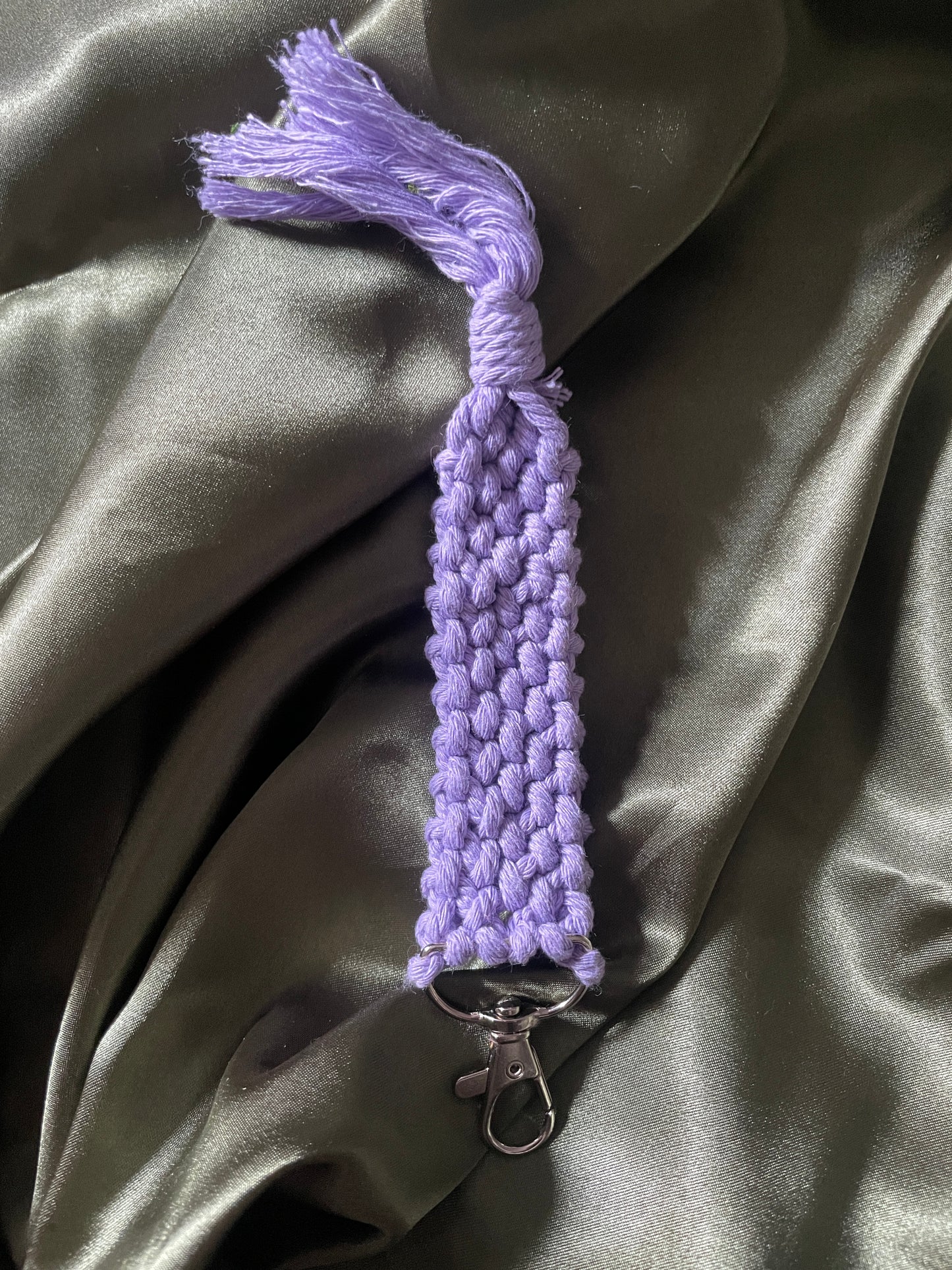 Macramé Keychain | H10