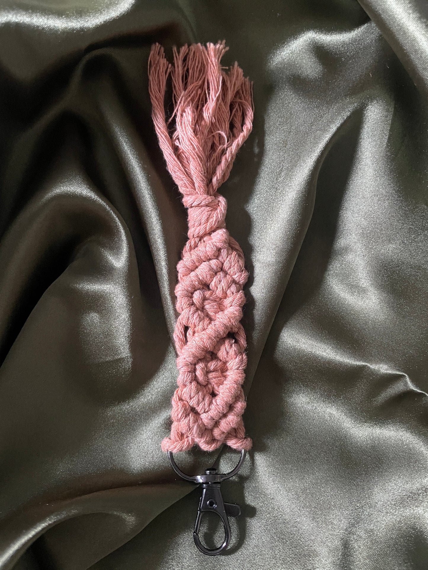 Macramé Keychain | Z10