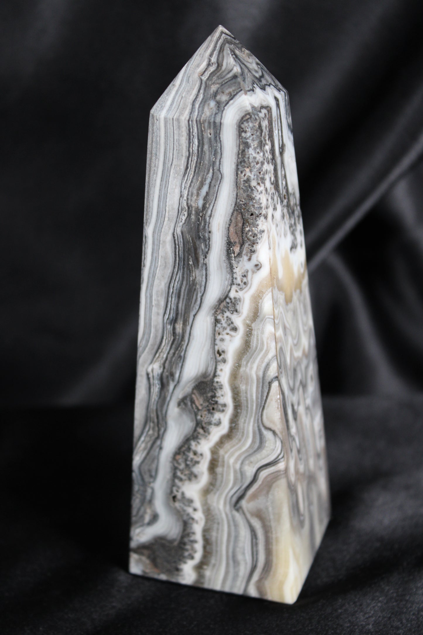 Zebra Calcite | Obelisk | C25
