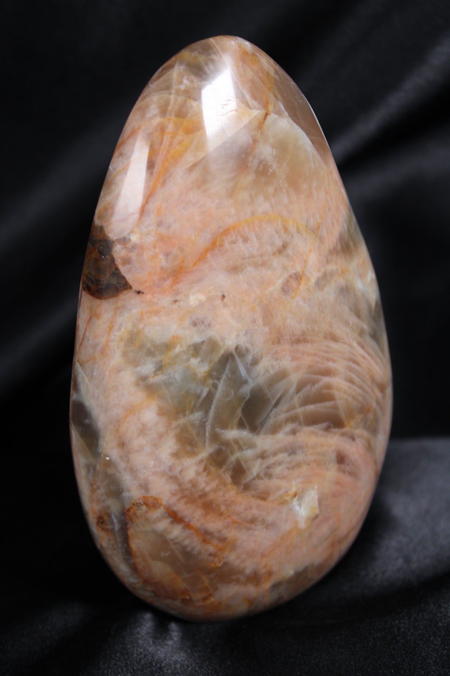 Peach Moonstone | Freeform | D58