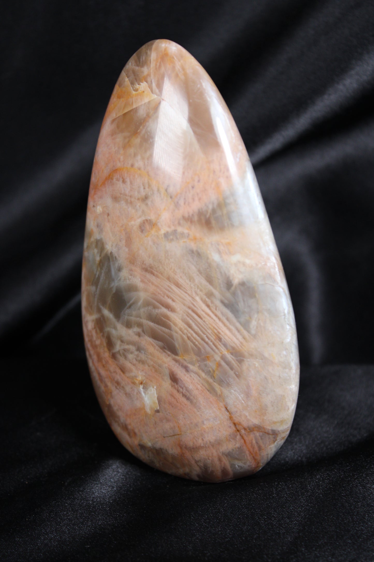 Peach Moonstone | Freeform | D58