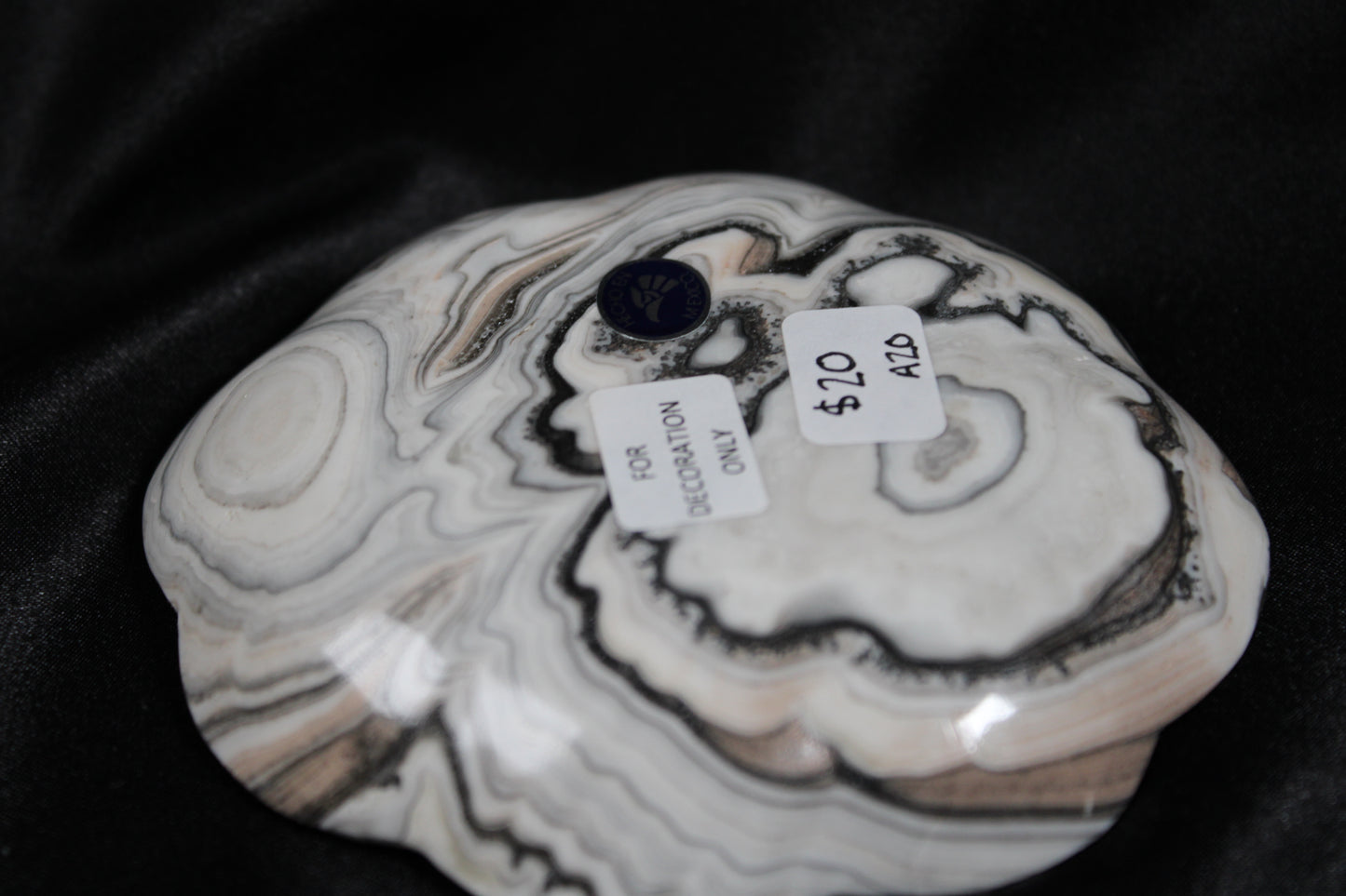 Calcite | Scalloped Bowl | A20