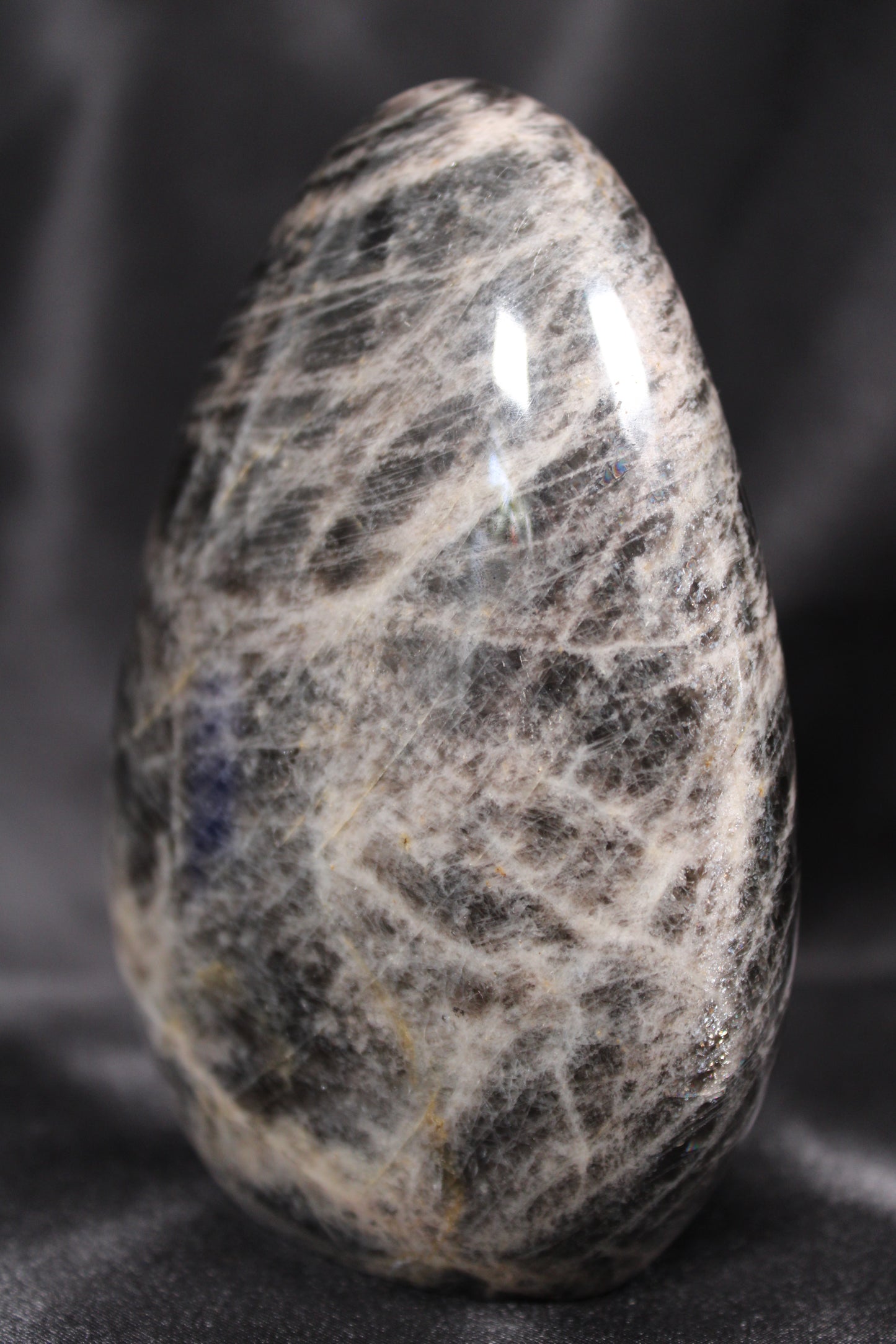 Black Moonstone Freeform | A70