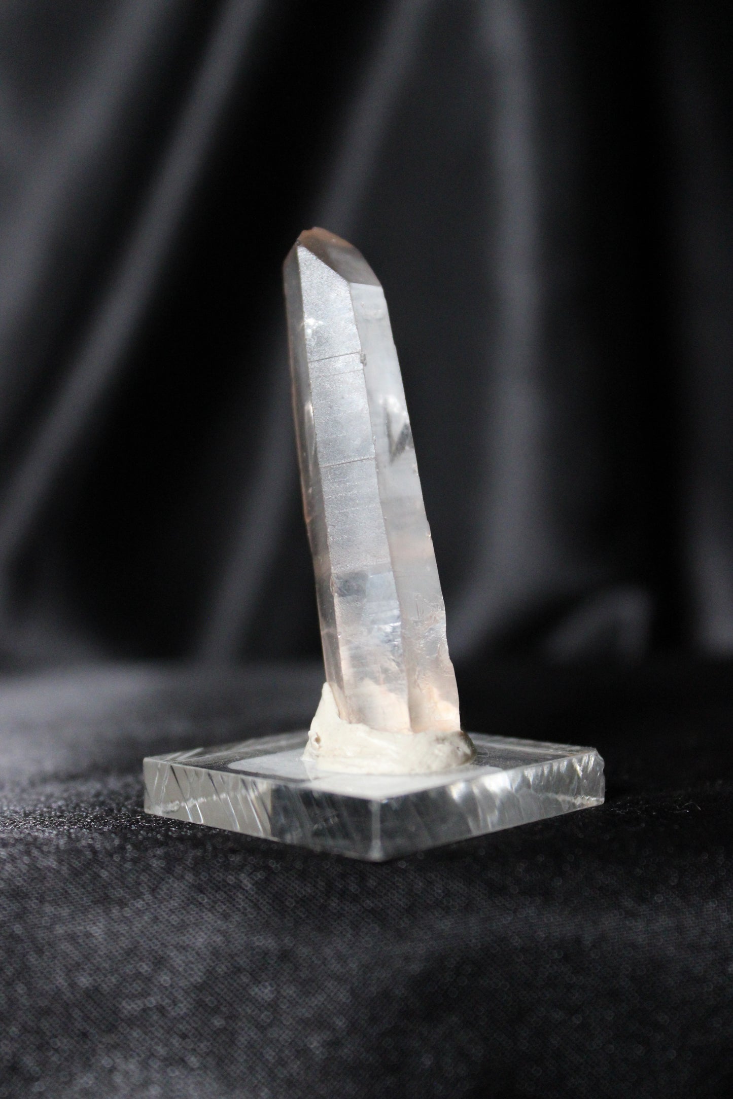 Hematite Lemurian Quartz Specimen | Zambia | F16 w/stand