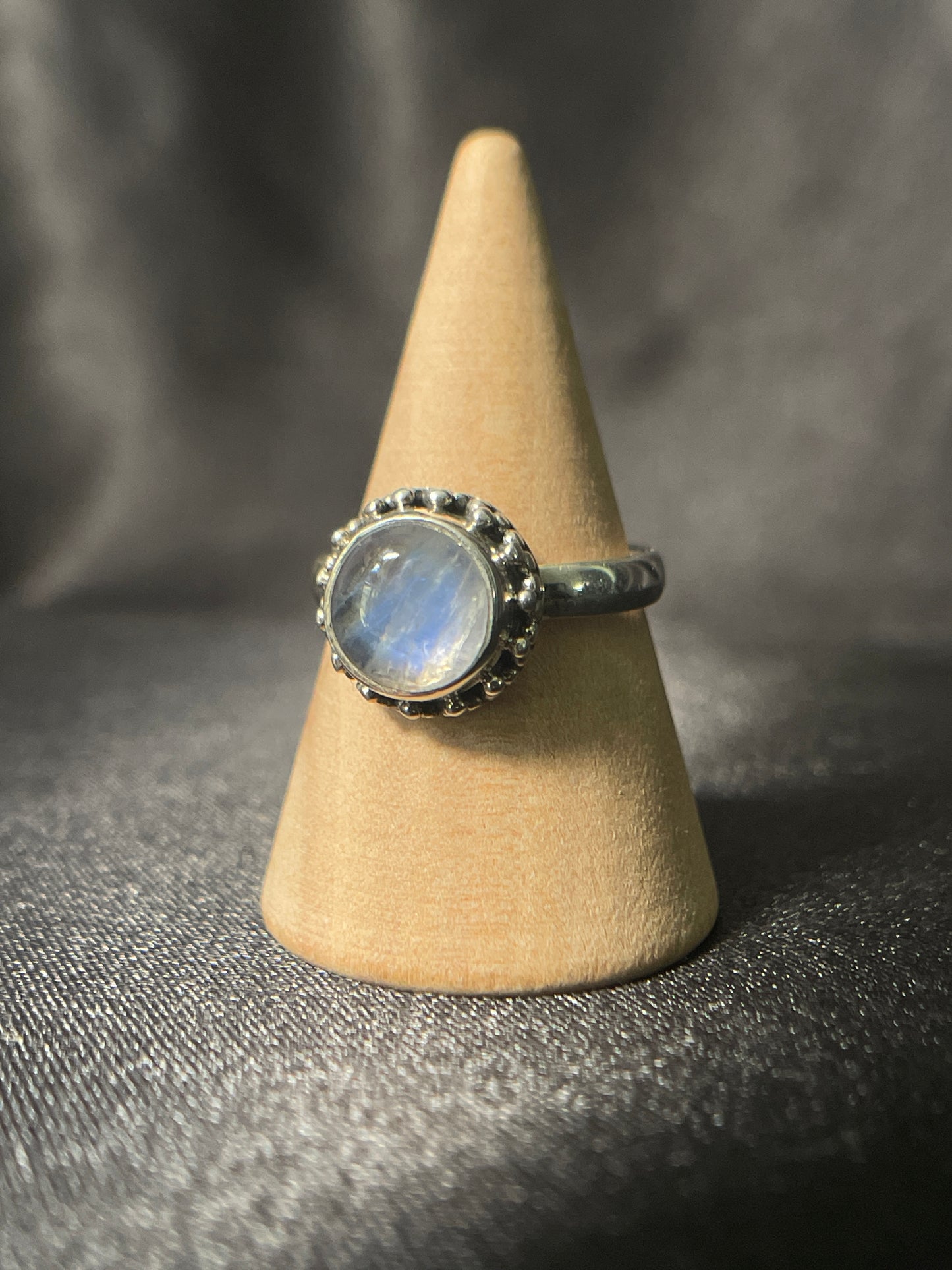 Moonstone Ring | Sterling Silver | Size - 5 | B45
