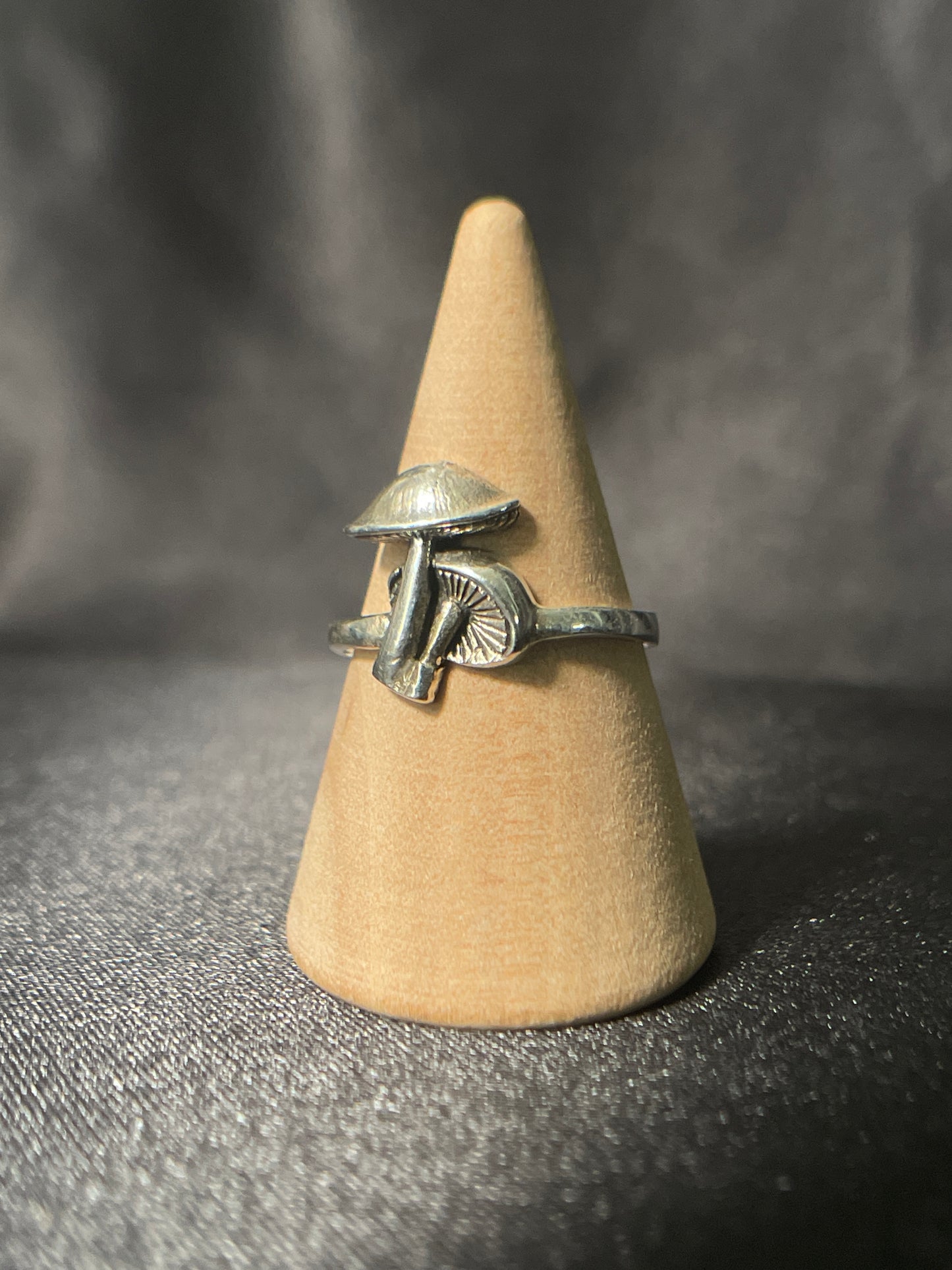 Mushroom Ring | Sterling Silver | Size - 5.5 | B20