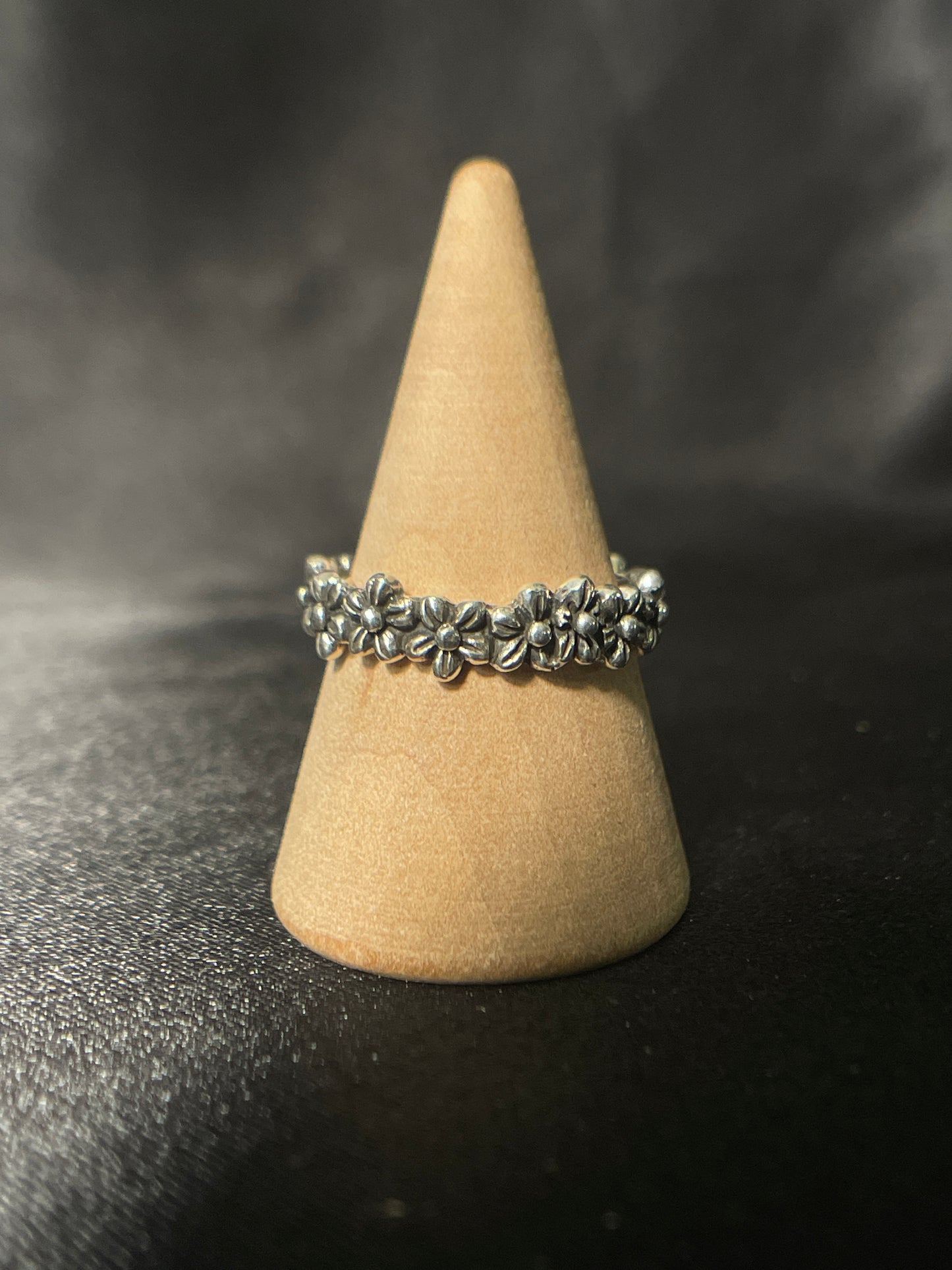 Flower Eternity Ring | Sterling Silver | Size - 6 | A20