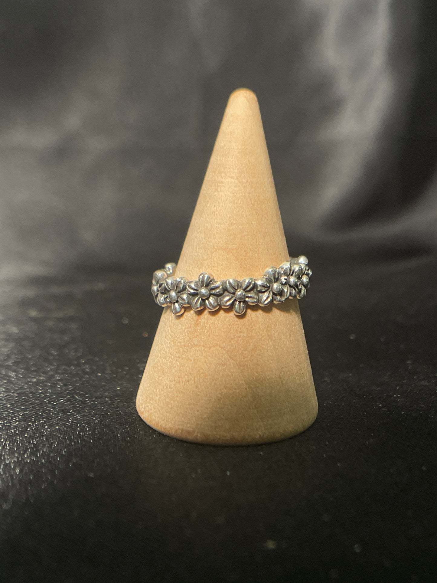 Flower Eternity Ring | Sterling Silver | Size - 6 | A20