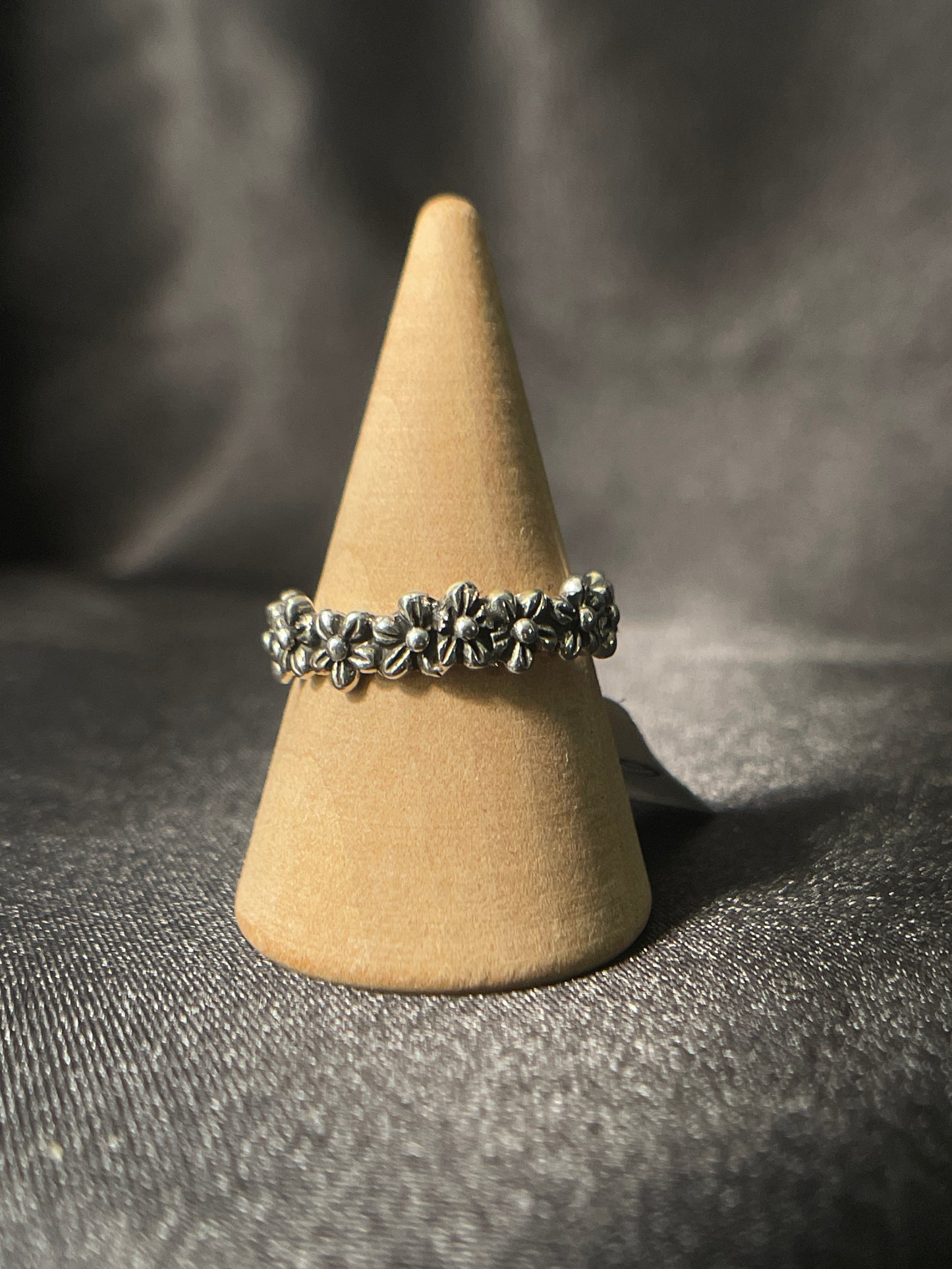 Flower Eternity Ring | Sterling Silver | Size - 6 | A20
