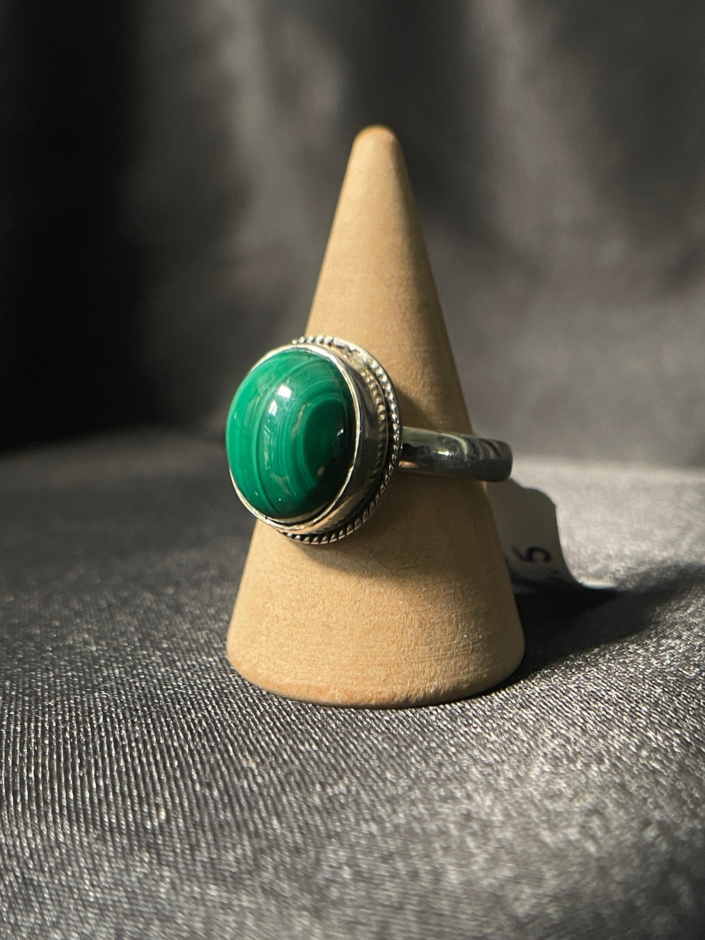 Malachite Ring | Sterling Silver | Size - 6.5 | B45