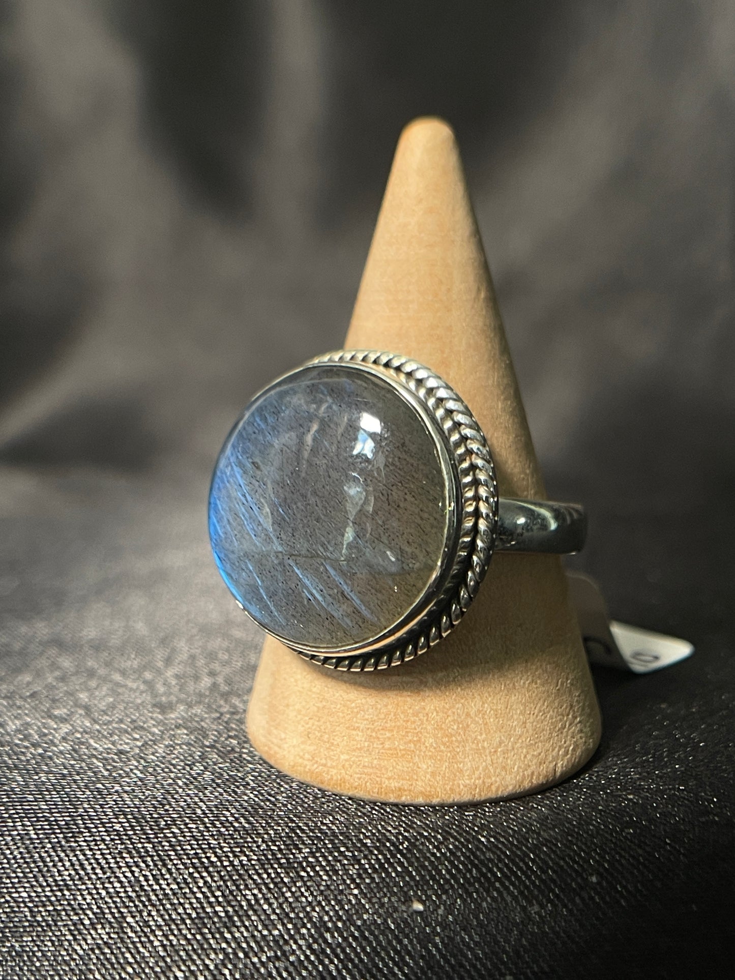 Labradorite Ring | Sterling Silver | Size - 7.5 | D70