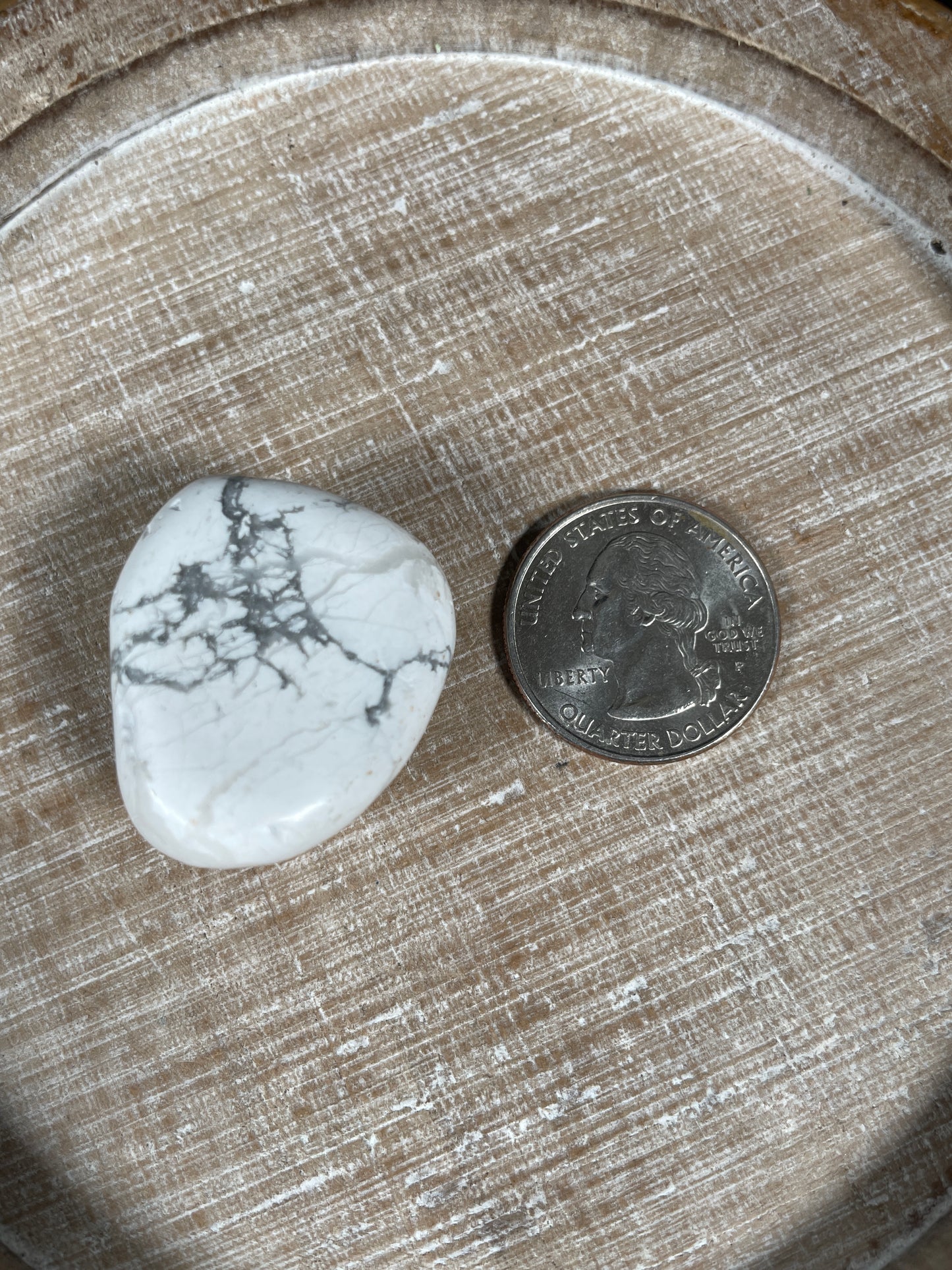 Howlite Tumble | Medium