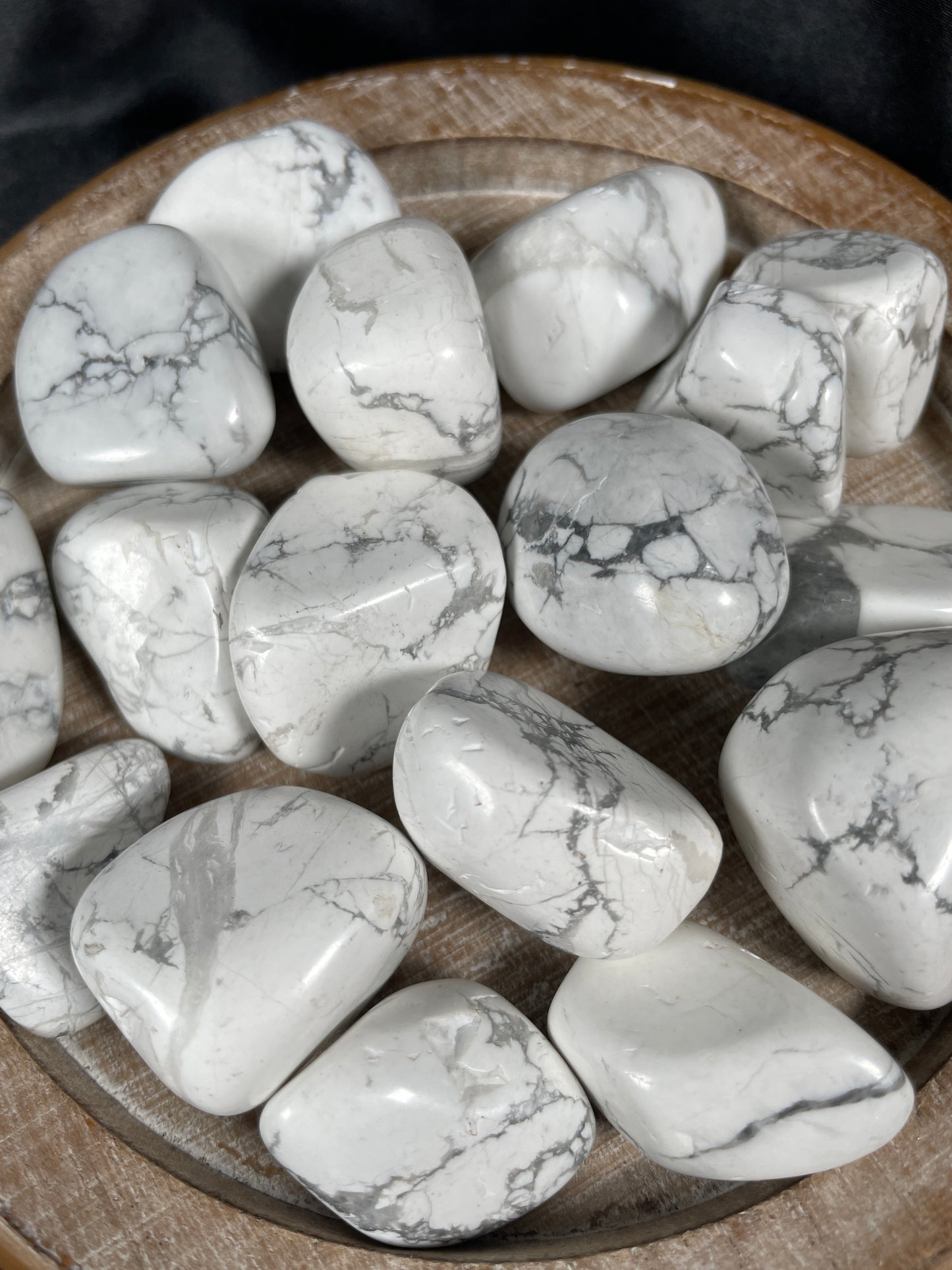 Howlite Tumble | Medium