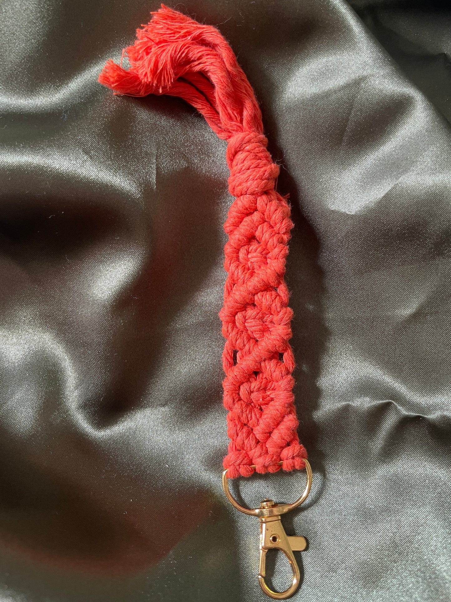 Macramé Keychain | U10