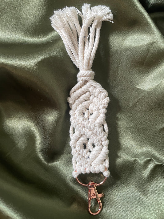 Macramé Keychain | W10