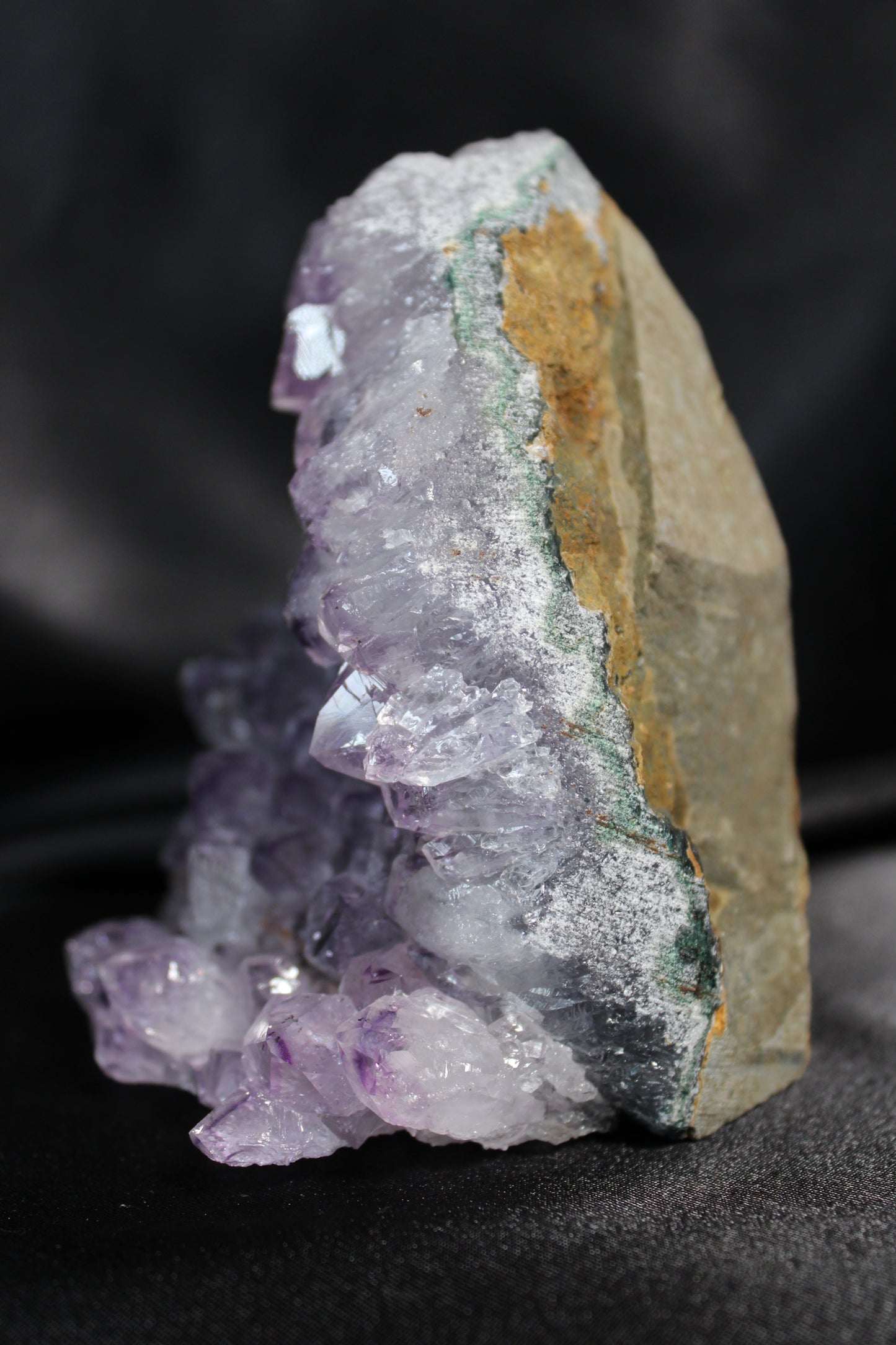 Amethyst Cut Base | CM36