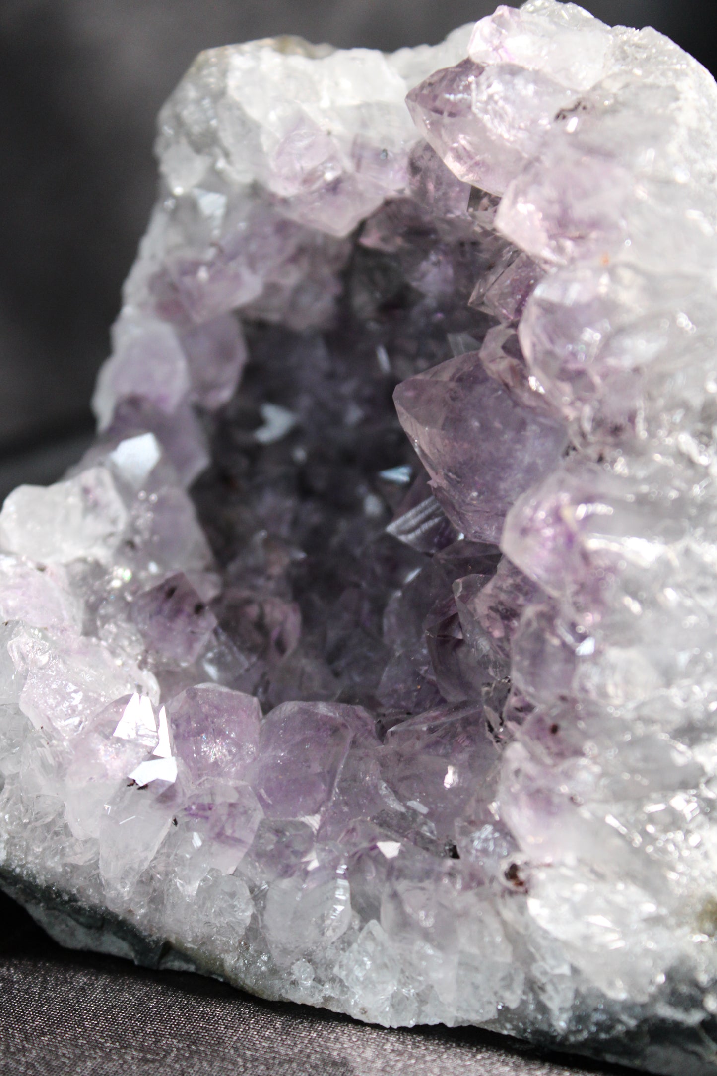 Amethyst Cut Base | CF52