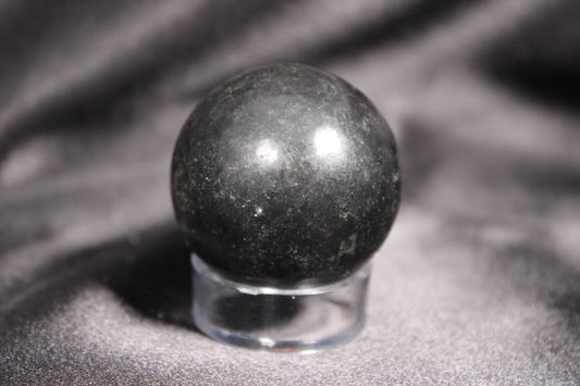 Shungite Sphere | D14