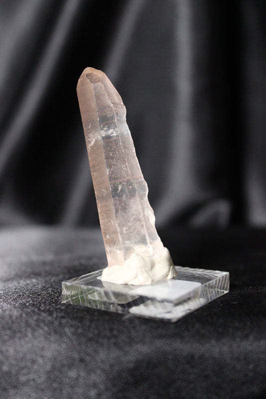 Hematite Lemurian Quartz Specimen | Zambia | D16 w/stand