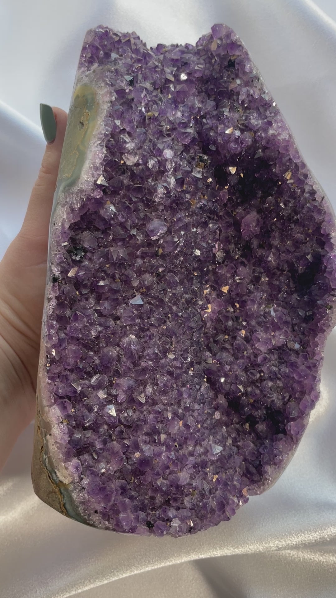Amethyst Cut Base | Uruguay | BW252 – enchantedevergreencrystals